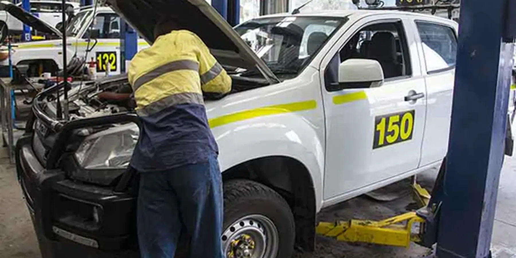 Fleet vehicle maintenance workshop optimise servicing and tracking with Keep Track GPS fleet management